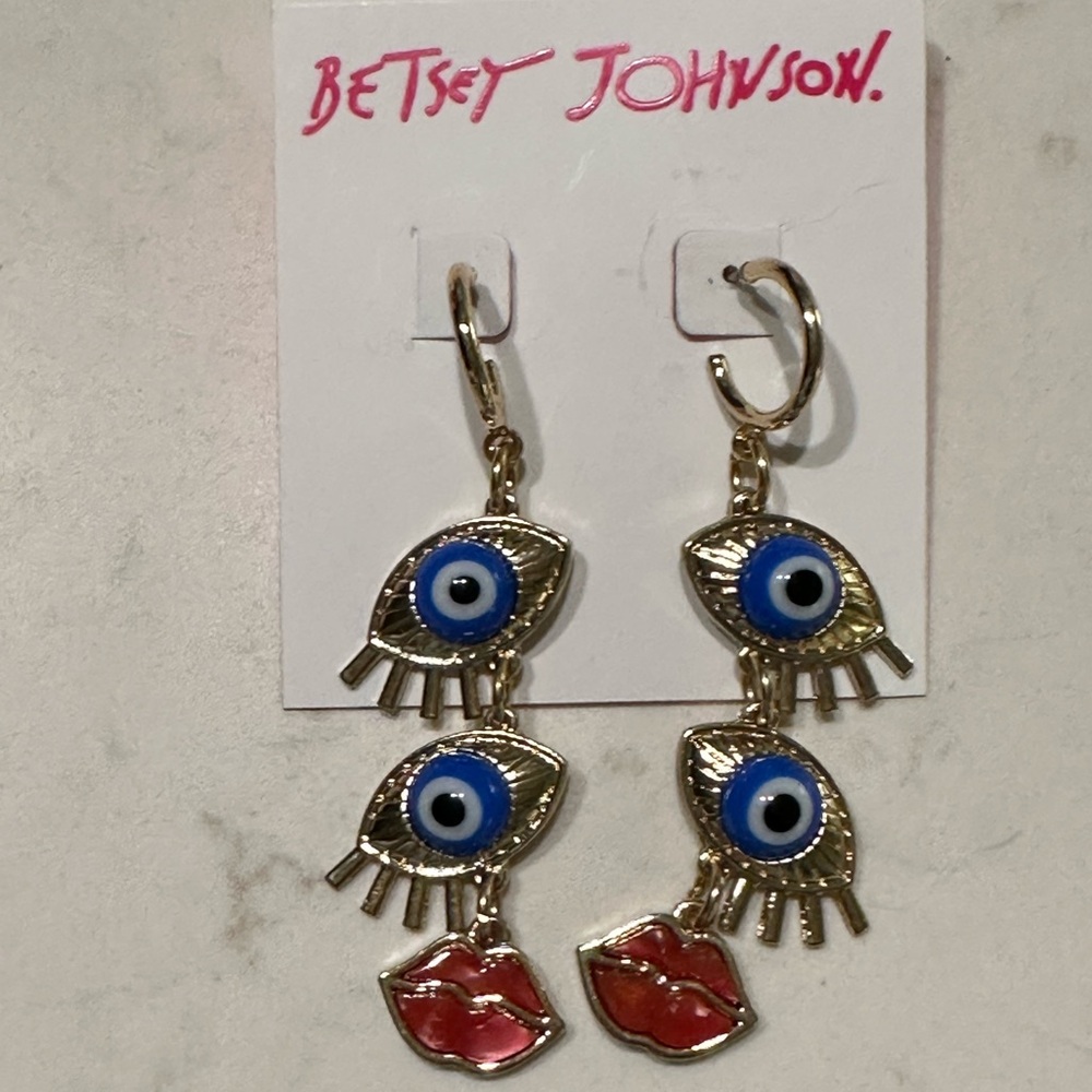 NWT Betsy Johnson Evil Eye Dangling Gold and Blue Eye Earrings with Red Lips